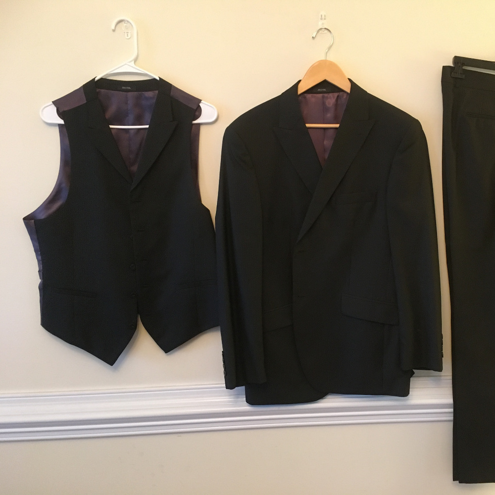 JF J. Ferrar Modern Fit Suit